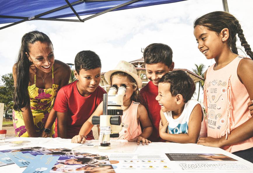 Envolvimento da comunidade da Nova Caledônia 