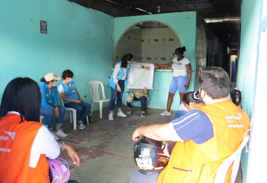 Um workshop de envolvimento da comunidade em Cali, Colômbia