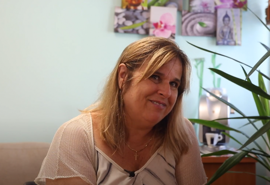 Muriel Malfar-Pauga, que foi eleita para o Congresso da Nova Caledônia e da Província do Sul,